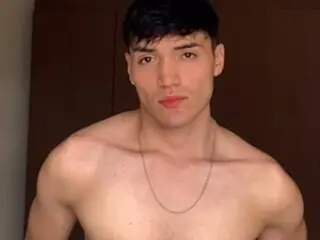 Livejasmin.com sex amateur AronnDark
