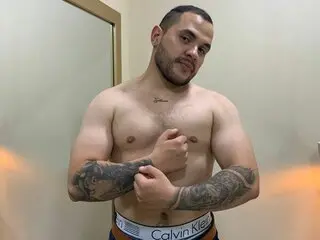 Pussy video show CedrickJonson