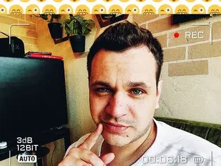 Photos shows livejasmine FredyGanz