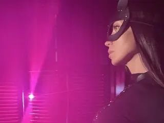 Naked fuck shows LeilaNyman