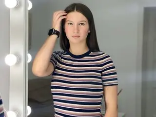 Shows porn camshow SofiKutner