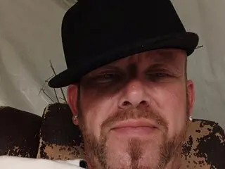 Video shows cam WilliamShawn